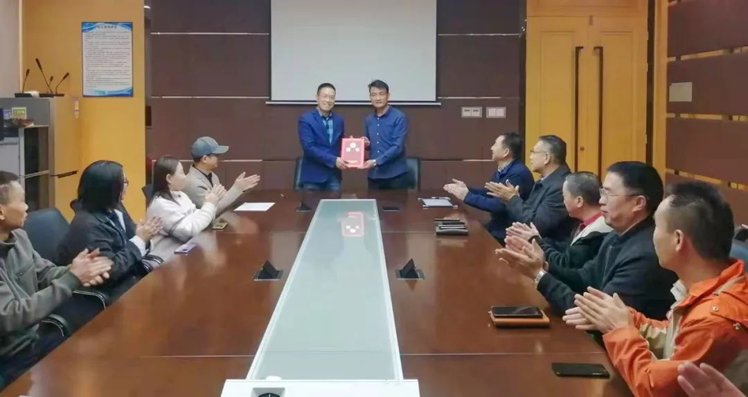 喜讯：中国未来研究会智慧机电部落户嘉达(图6)